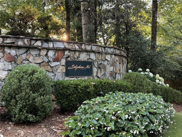 4021 Stephens Mill Run NE, Atlanta, GA 30342