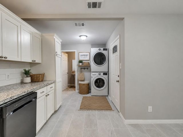 12313 23rd Street, Santa Fe, TX 77510