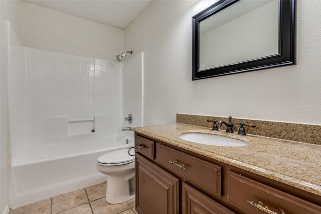 14 Enchanted Court, Mansfield, TX 76063