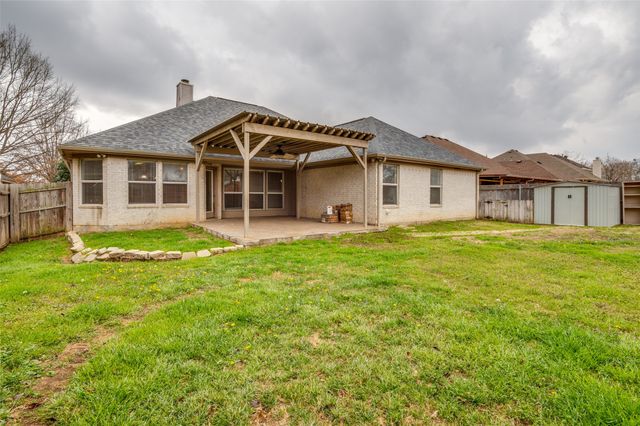 14 Enchanted Court, Mansfield, TX 76063