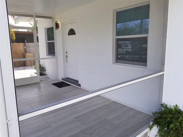 4217 SW 61st Avenue, Davie, FL 33314