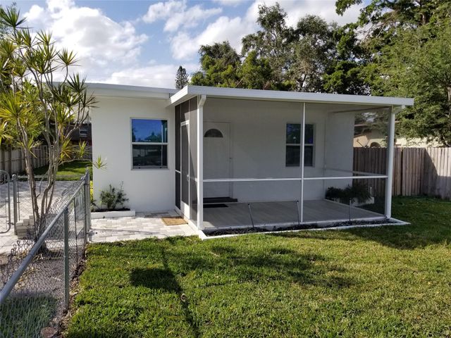 4217 SW 61st Avenue, Davie, FL 33314