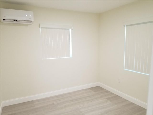 4217 SW 61st Avenue, Davie, FL 33314
