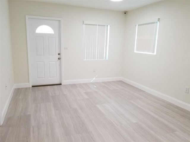 4217 SW 61st Avenue, Davie, FL 33314