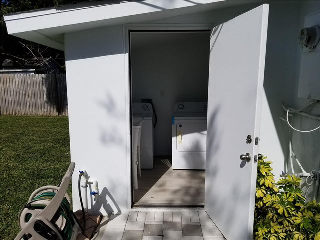 4217 SW 61st Avenue, Davie, FL 33314