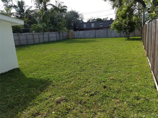 4217 SW 61st Avenue, Davie, FL 33314