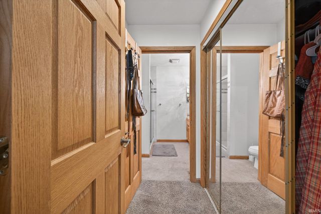 9557 S Lake Ridge Dr Unit 140, Bloomington, IN 47401