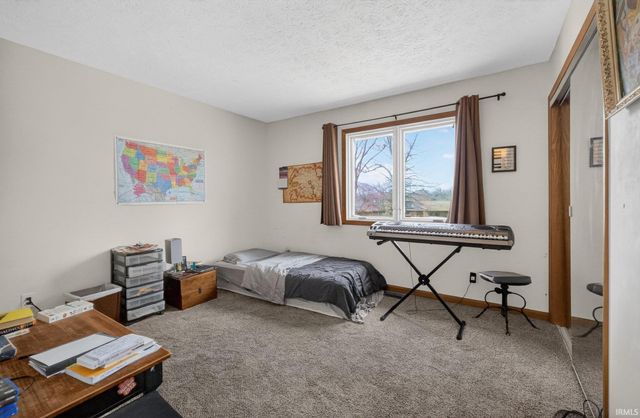 9557 S Lake Ridge Dr Unit 140, Bloomington, IN 47401