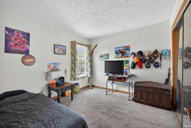 9557 S Lake Ridge Dr Unit 140, Bloomington, IN 47401