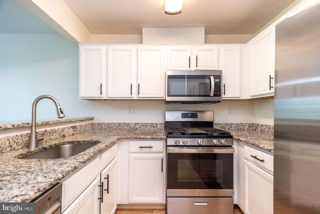 2801 HARVARD CT, North Wales, PA 19454