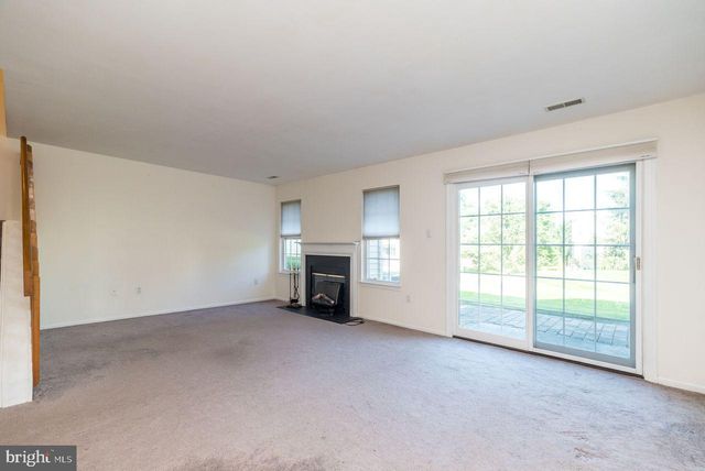 2801 HARVARD CT, North Wales, PA 19454
