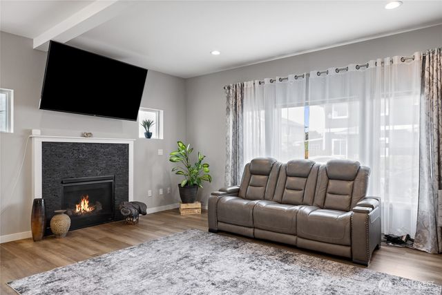 8810 S L Street, Tacoma, WA 98444