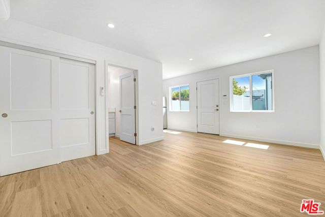 2615 Carmona Avenue, Los Angeles, CA 90016