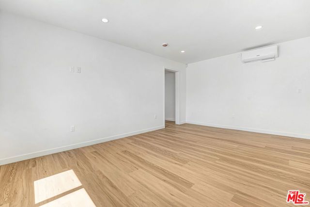 2615 Carmona Avenue, Los Angeles, CA 90016