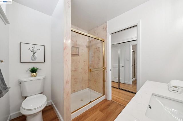 13048 Brookpark Rd, Oakland, CA 94619