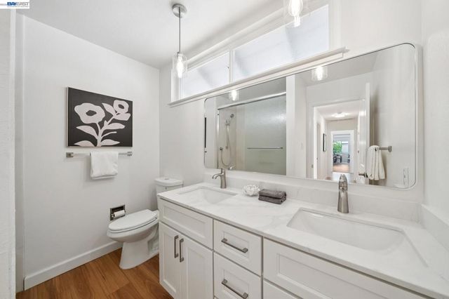 13048 Brookpark Rd, Oakland, CA 94619