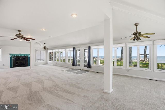 890 LINDEN AVE, North Beach, MD 20714