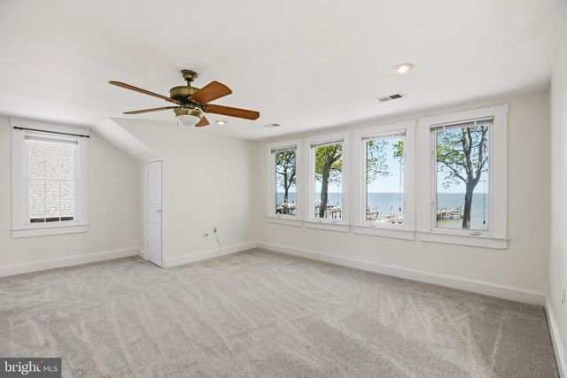 890 LINDEN AVE, North Beach, MD 20714