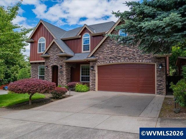 5810 Pikes Pass St SE, Salem, OR 97306
