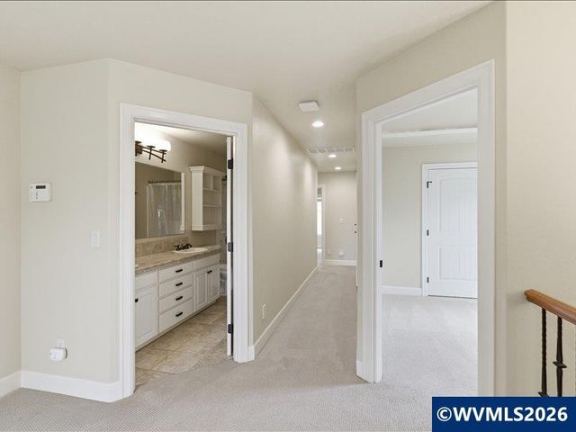 5810 Pikes Pass St SE, Salem, OR 97306