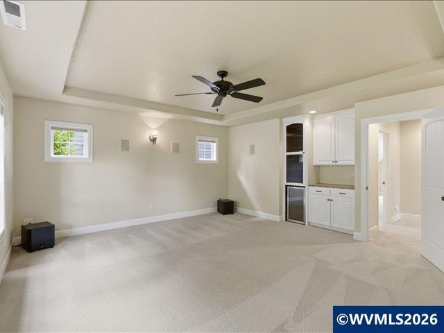 5810 Pikes Pass St SE, Salem, OR 97306