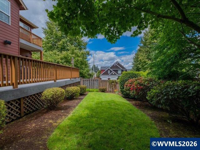 5810 Pikes Pass St SE, Salem, OR 97306