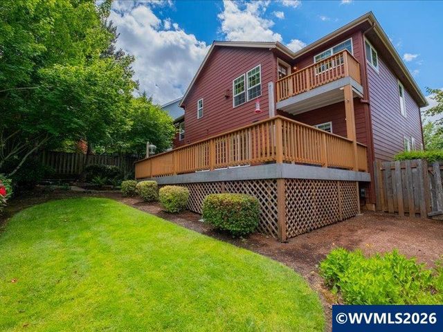 5810 Pikes Pass St SE, Salem, OR 97306
