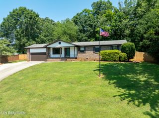 1354 Hillvale Rd, Louisville, TN 37777