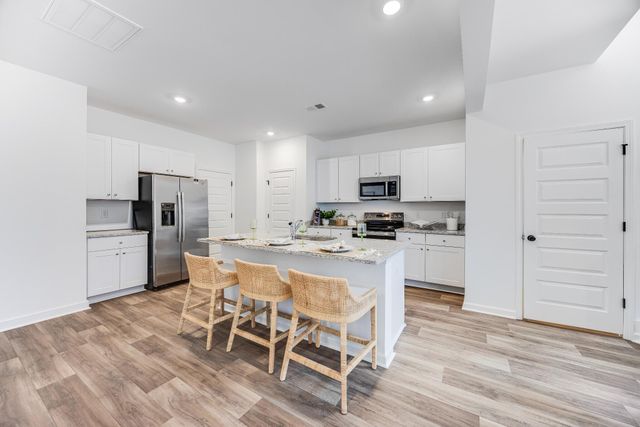 163 Green Thistle Way, Summerville, SC 29483