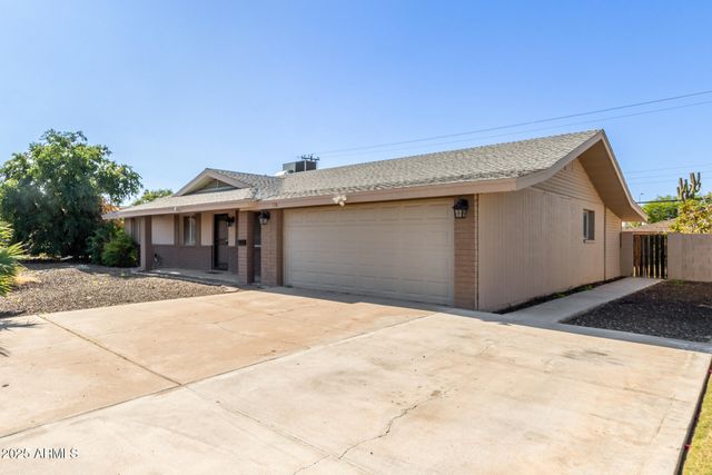 2710 S TERRACE Road, Tempe, AZ 85282