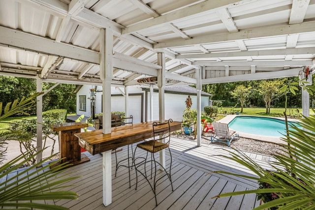 47 D Dana Drive, New Waverly, TX 77358