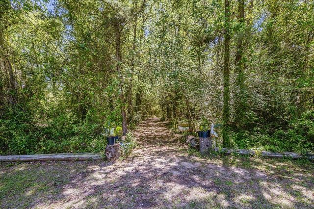 47 D Dana Drive, New Waverly, TX 77358