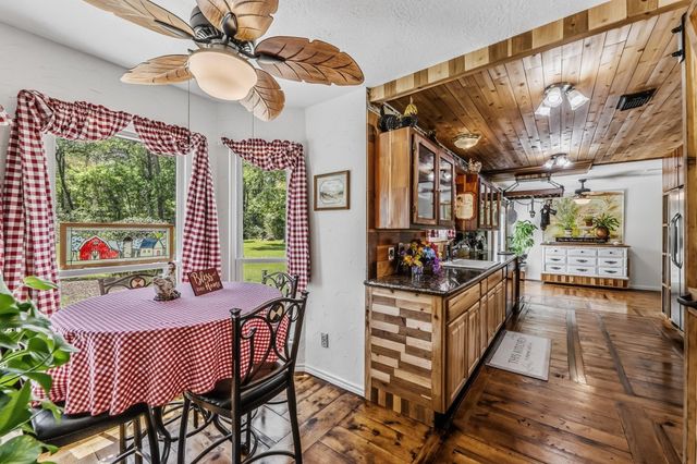 47 D Dana Drive, New Waverly, TX 77358