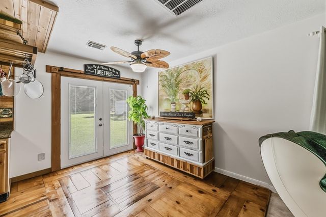 47 D Dana Drive, New Waverly, TX 77358