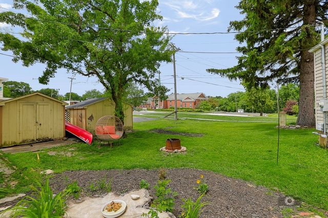 707 E 9th Street, Lockport, IL 60441