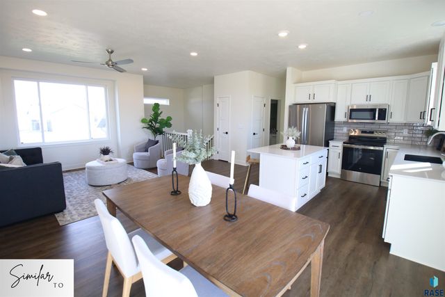 5605 W Cushman St Street, Sioux Falls, SD 57107