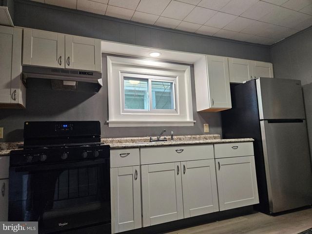 32 BELLEVUE TER, Collingswood, NJ 08108