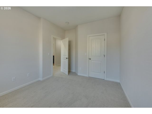 11368 Nw PUMPKIN Ct, Portland, OR 97229
