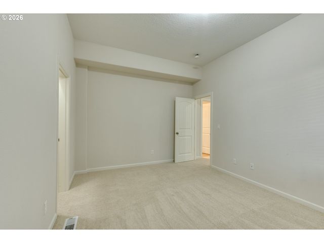 11368 Nw PUMPKIN Ct, Portland, OR 97229