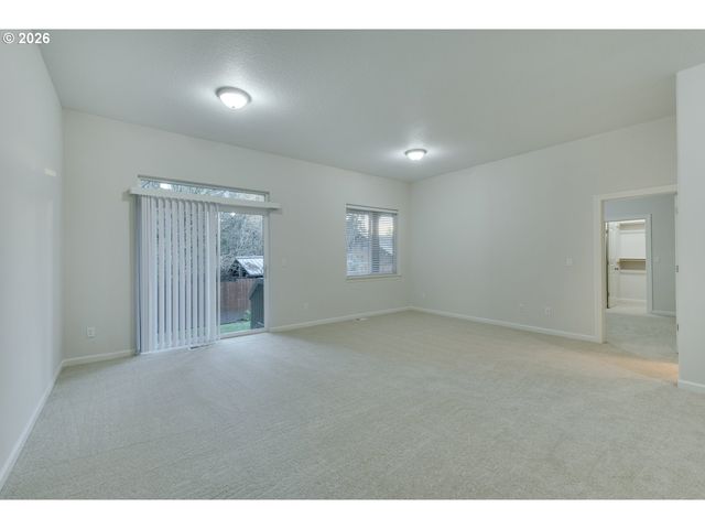 11368 Nw PUMPKIN Ct, Portland, OR 97229