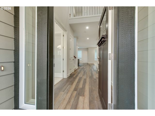 11368 Nw PUMPKIN Ct, Portland, OR 97229