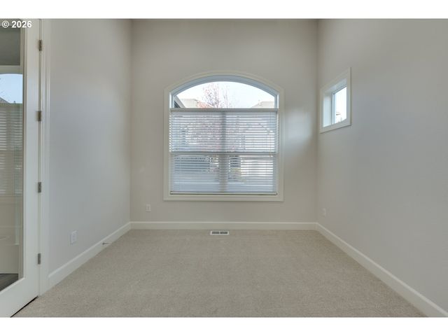 11368 Nw PUMPKIN Ct, Portland, OR 97229