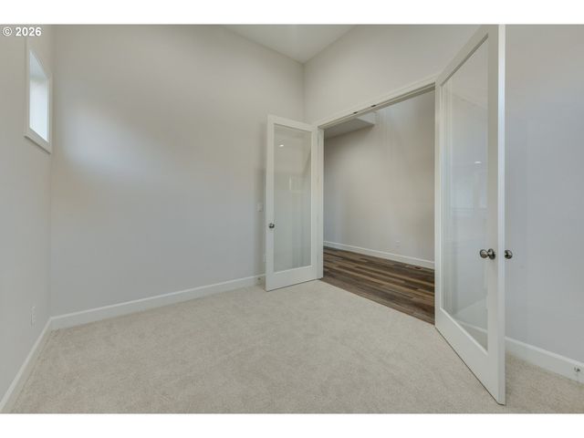 11368 Nw PUMPKIN Ct, Portland, OR 97229