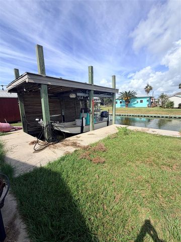 1123 Buddy Kirk Drive, Crystal Beach, TX 77650