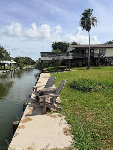 1123 Buddy Kirk Drive, Crystal Beach, TX 77650