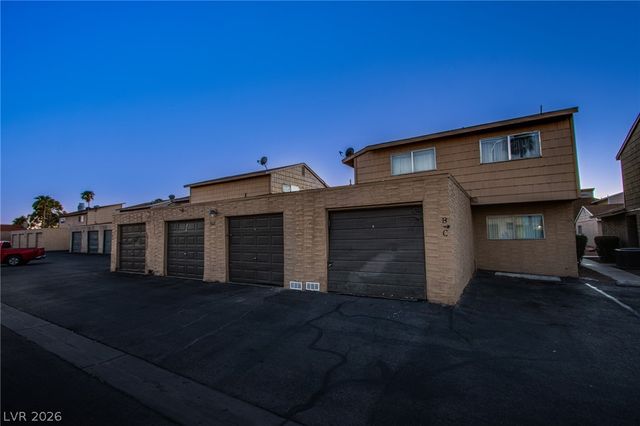 5227 Garden Lane, Las Vegas, NV 89119