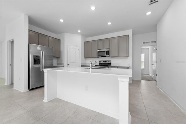 338 RUSTIC RAIL DRIVE, Lake Wales, FL 33859