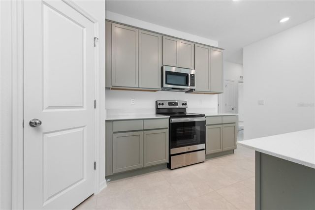 338 RUSTIC RAIL DRIVE, Lake Wales, FL 33859