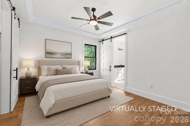 18 S Martha Kate Drive 22, Hendersonville, NC 28792