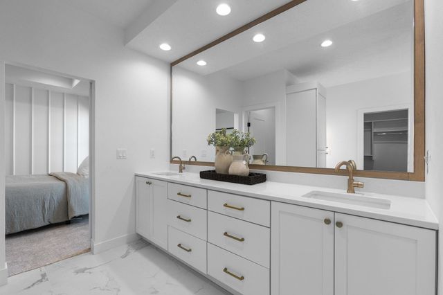 8304 Sheridan Cir Circle, Sioux Falls, SD 57110